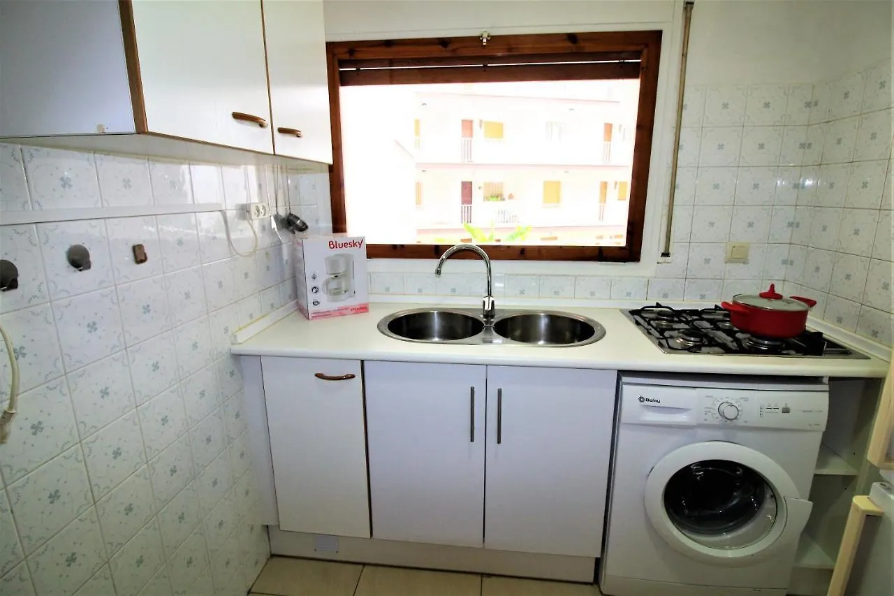 Global Immo 3347 La Solana Apartment Roses 0*,  Spain